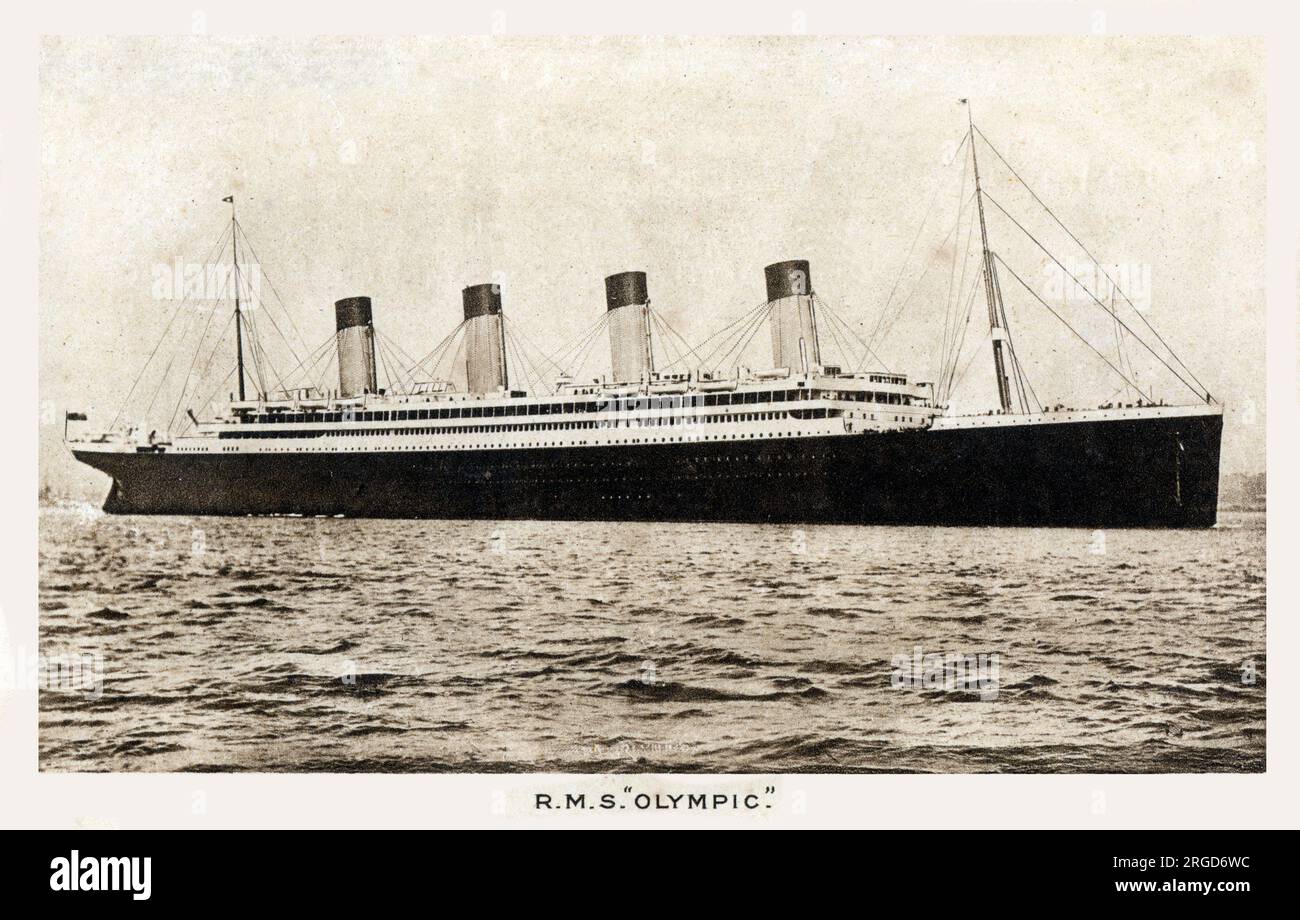 Triple-Screw Liner RMS Olympic de la White Star Line - navire jumeau du malheureux RMS Titanic. Le revers détaille le journal du voyage entrepris de Southampton à New York le 29 juillet 1914 sous les ordres du capitaine H. J. Haddock (!). Banque D'Images