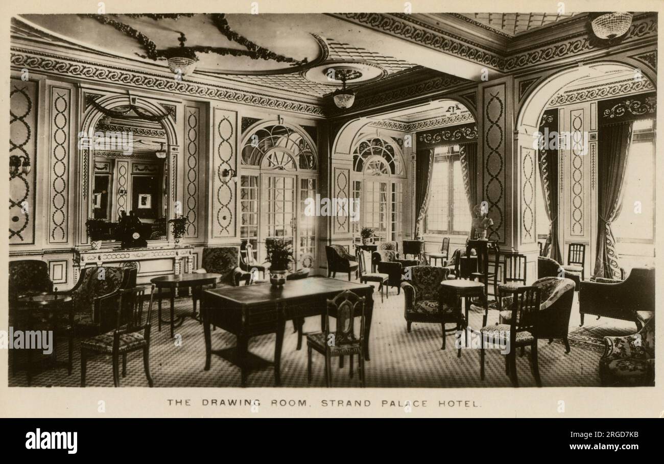 The Strand Palace Hotel, The Strand, Londres - The Drawing Room. Banque D'Images