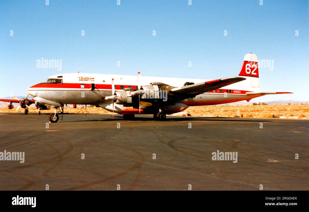 Douglas DC-7 N401US (msn 45145), un pompier de Butler Aviation Services, Banque D'Images