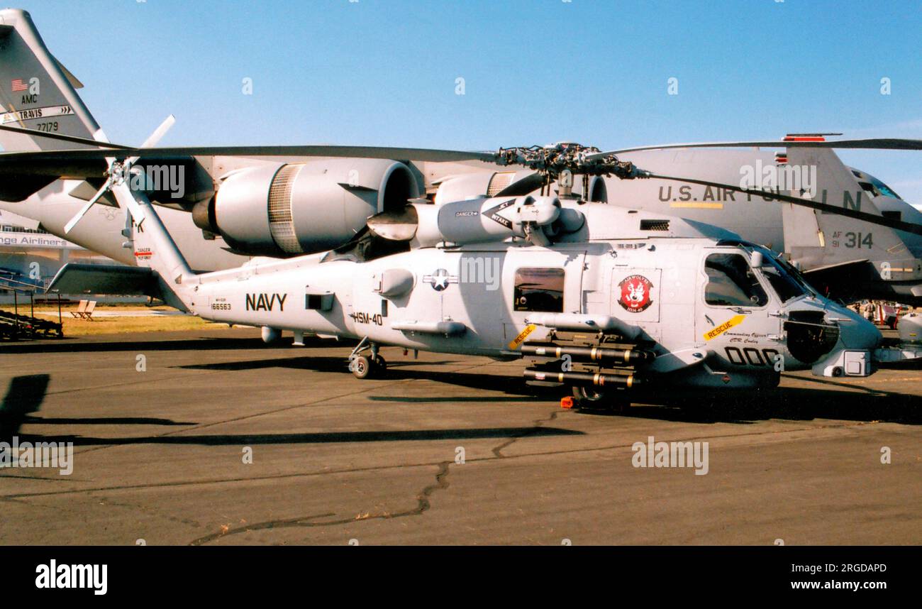 United States Navy - Sikorsky S-60R 166563 (MSN 703194), du HSM-40, au SBAC Farnborough Air Show le 24 juillet 2010. Banque D'Images