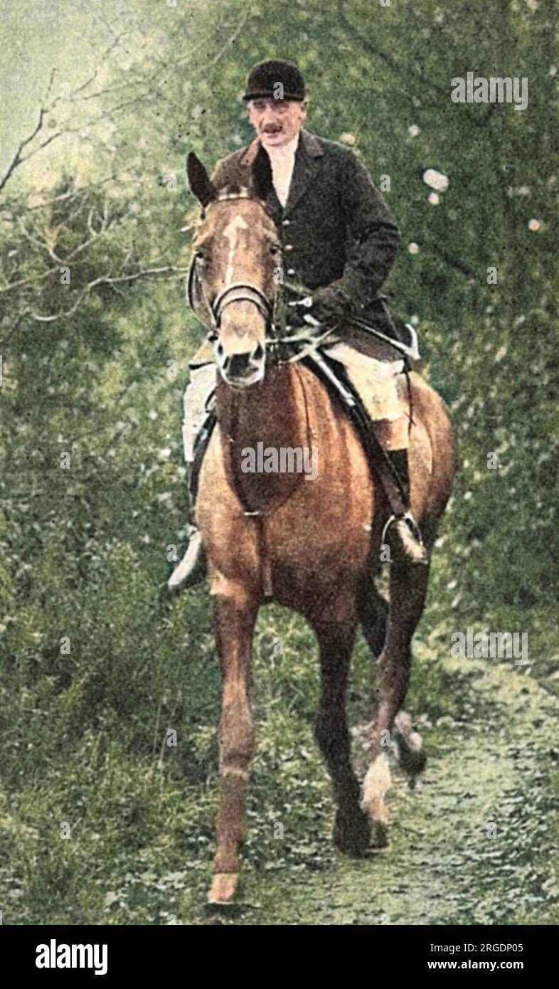 Cecil Aldin (1870-1935), artiste animalier et sportif et maître de Foxhound de la chasse South Berks, picuté à Burghfield se livrant à son passe-temps préféré. Pendant la guerre, il est également responsable du contrôle, de l'organisation et du soin des chevaux au dépôt de remontage de l'armée de convalescence dans le Berkshire. Banque D'Images