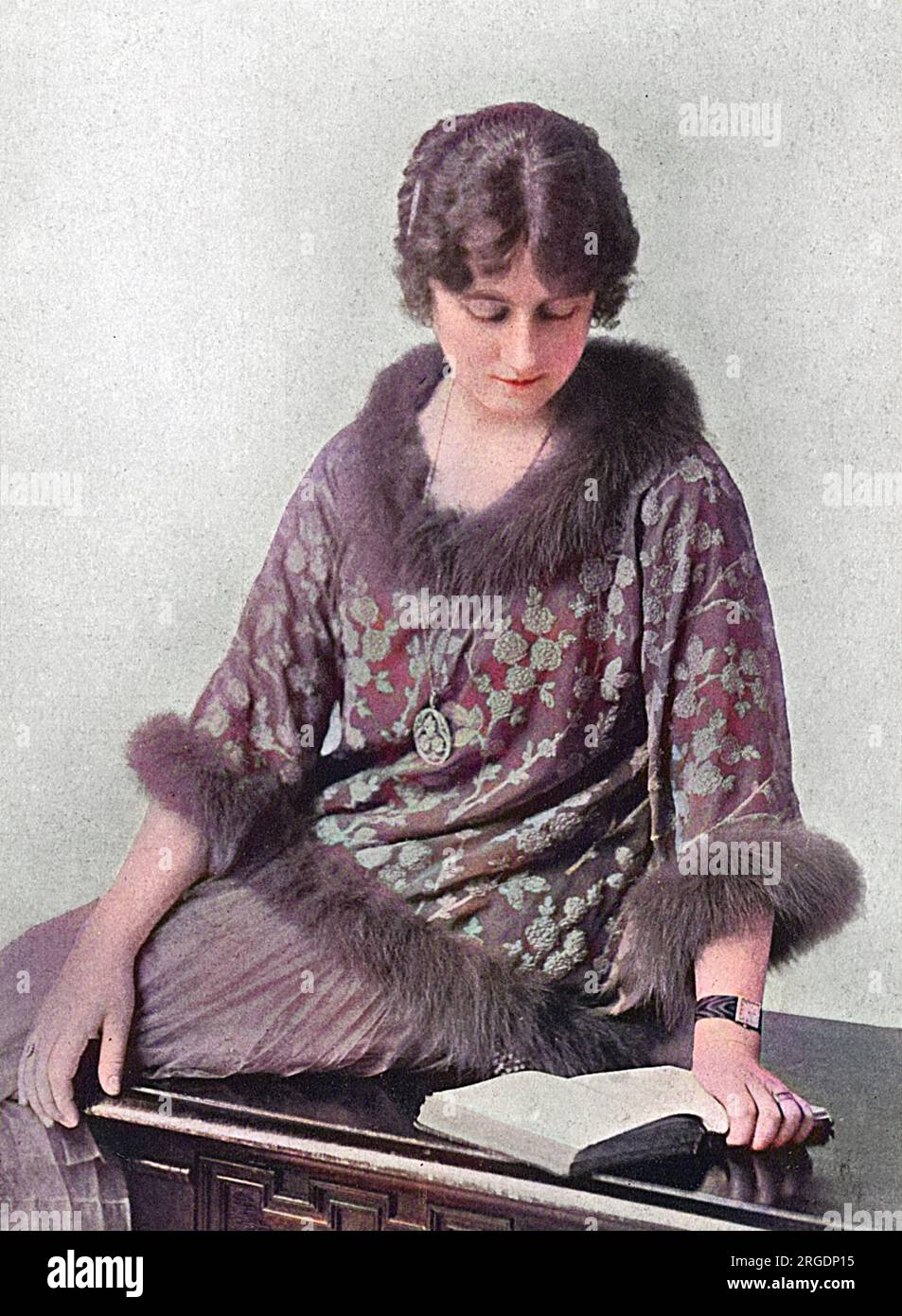 Alexandra, duchesse de Fife (1891-1959). Alexandra était la fille aînée de la princesse Louise de Galles, duchesse de Fife ; après la mort de son père à Assouan en 1912, elle a été autorisée à hériter du duché de Fife à part entière. Elle était généralement connue sous le nom de princesse Arthur de Connaught après son mariage avec son cousin, le prince Arthur de Connaught. Banque D'Images