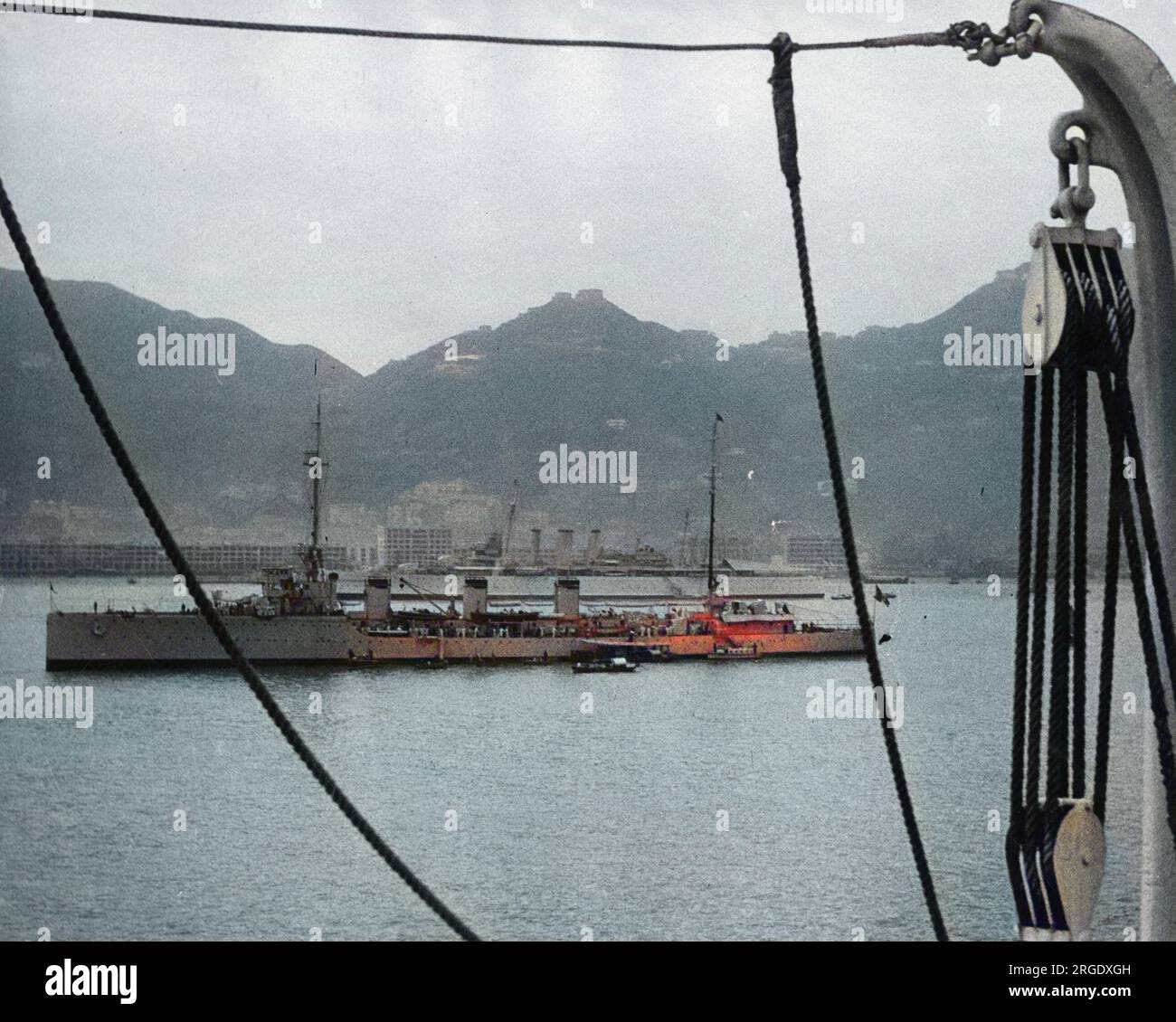 Navires de guerre dans le port de Hong Kong pendant la guerre sino-japonaise Banque D'Images