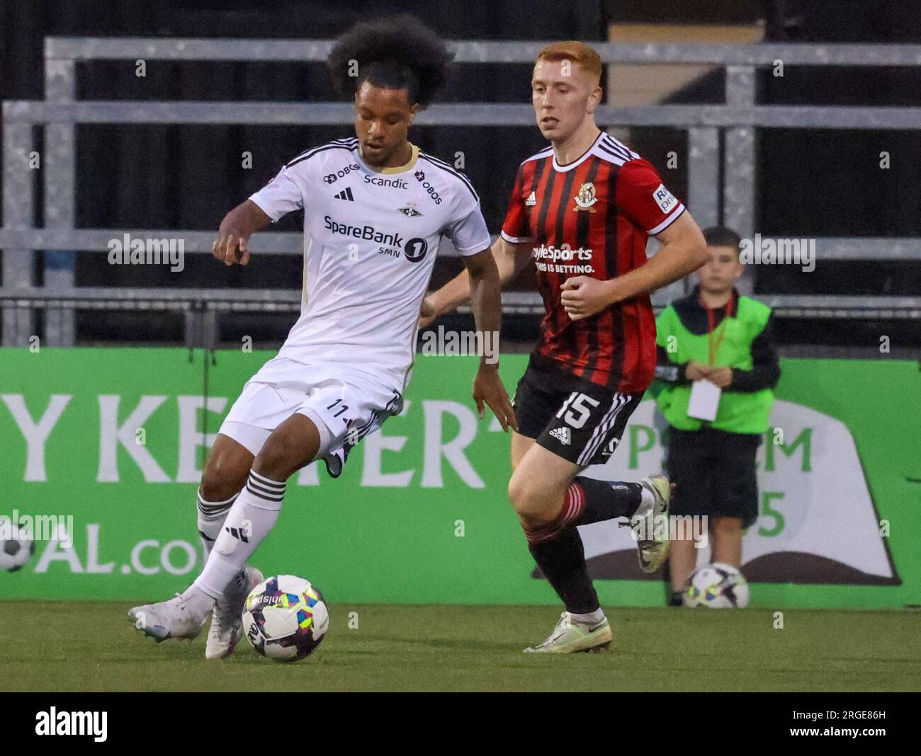 Seaview Stadium, Belfast, Irlande du Nord, Royaume-Uni. 27 Jul 2023. UEFA Europa Conference League deuxième tour de qualification (première étape) – Crusaders v Rosenborg. Footballeur en action le footballeur de Rosenborg Jayden Nelson (11). Banque D'Images