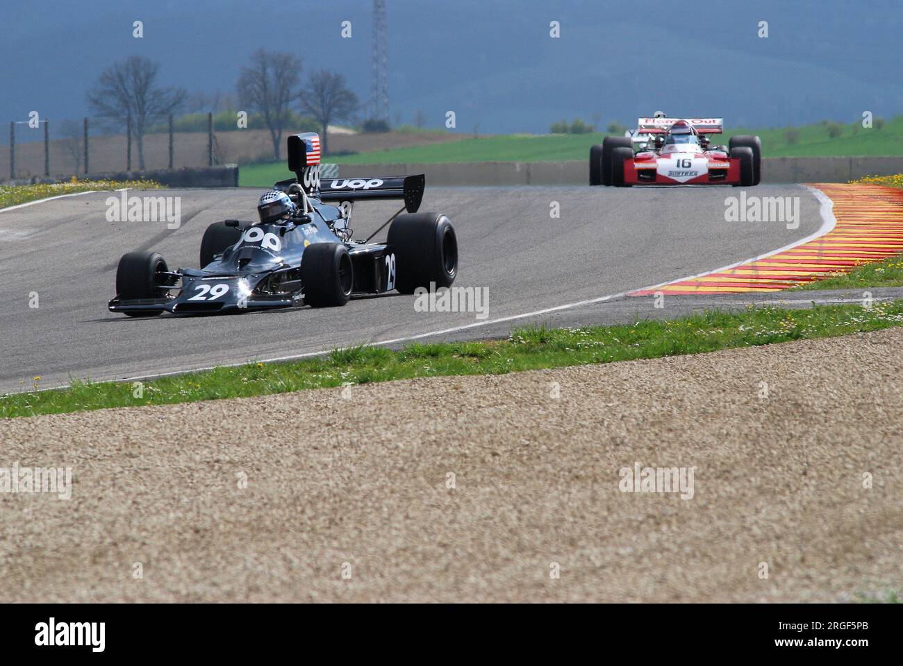 Circuit de Mugello 1 avril 2007 : course inconnue sur Classic F1 car 1974 Shadow DN3 ex Tom Pryce sur le circuit de Mugello en Italie pendant le Festival historique de Mugello. Banque D'Images