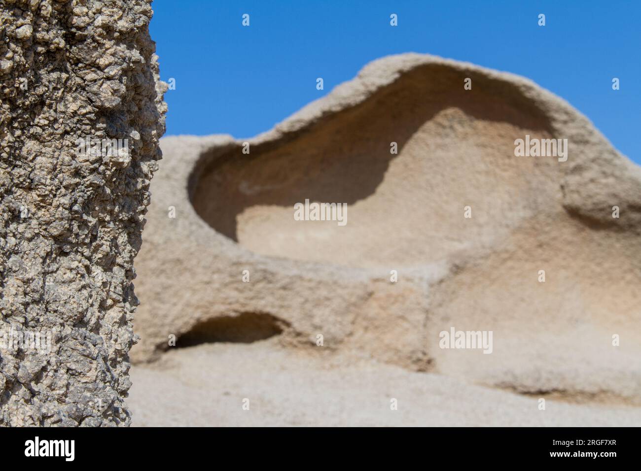 Grotte du Prince ahmed - les pierres de la grotte du prince ahmed forment la ville d'al rwaidah dans le gonernrate d'al qwaiaiah à l'ouest de riyad 240 km en Arabie Saoudite Banque D'Images