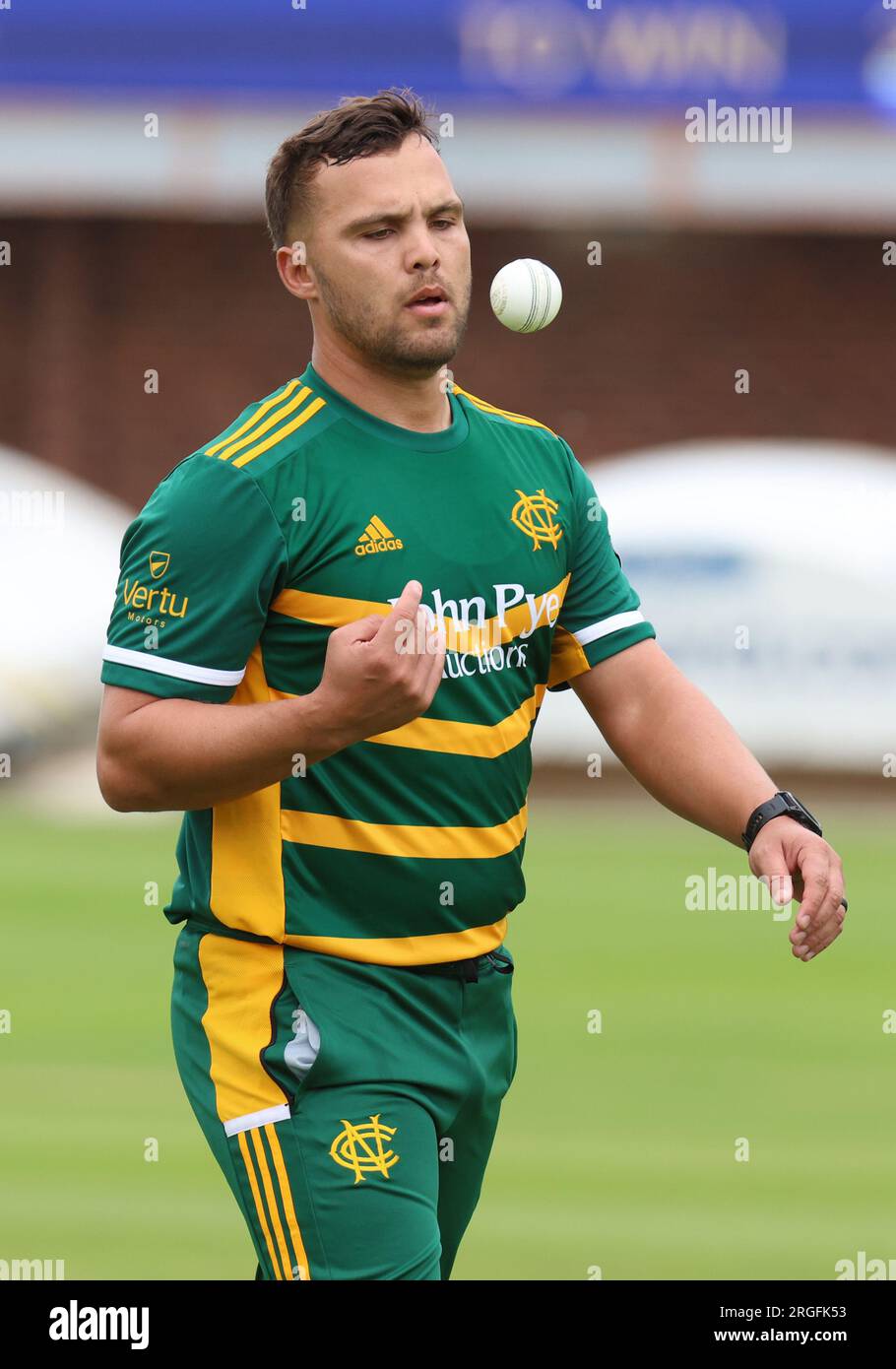 Le Danois Paterson du Nottinghamshire lors du match de Metro Bank One Day Cup entre Essex et Nottinghamshire au Cloud County Ground, Chelmsford on Banque D'Images