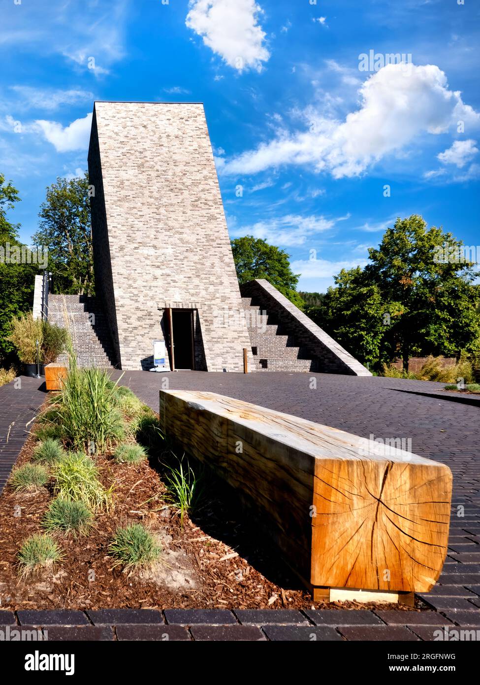 Bâtiment d'exposition à l'Edersee avec le thème : Mythos Edersee Banque D'Images