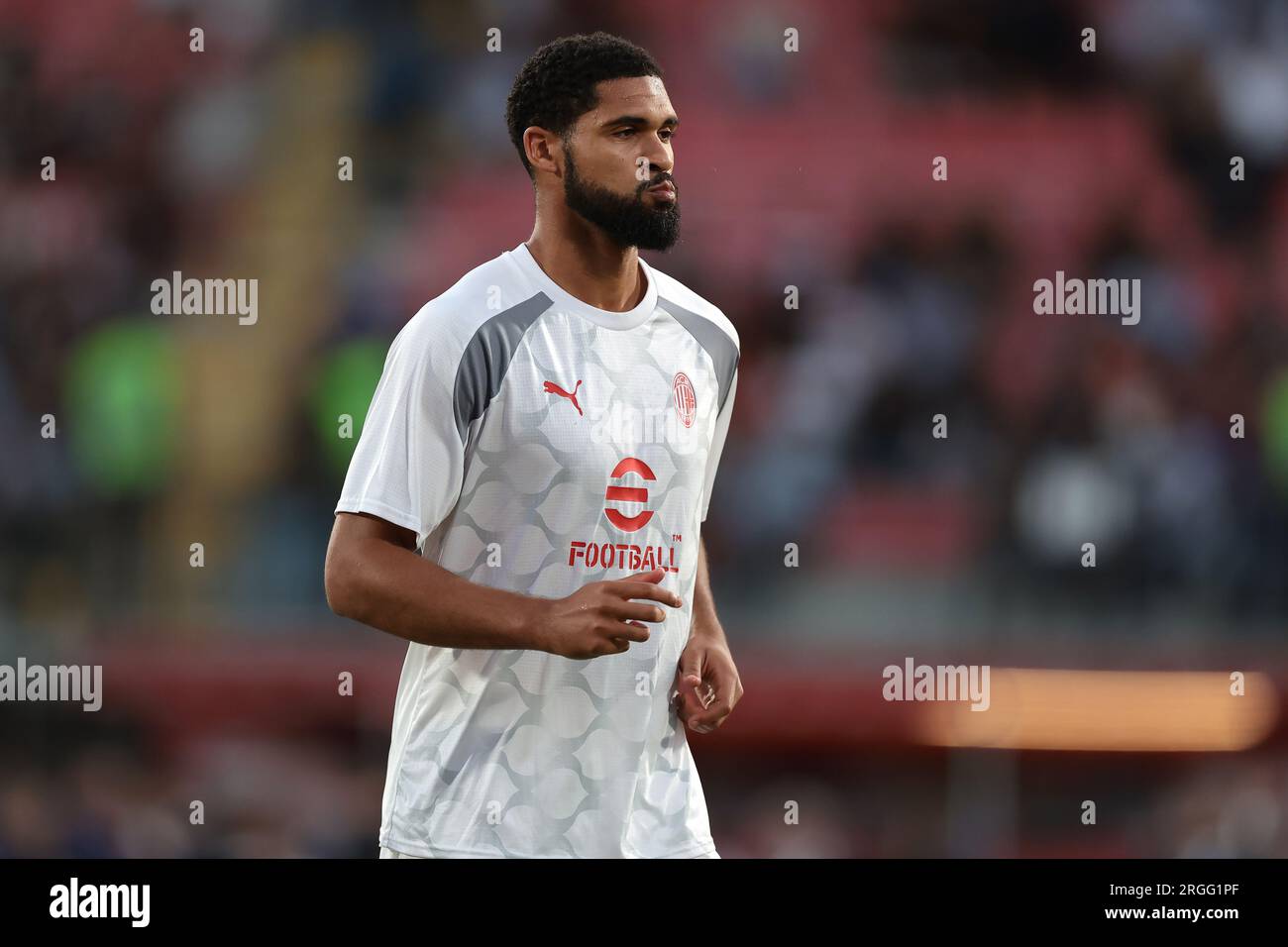 Monza, Italie, 8 août 2023. Ruben Loftus-Cheek de l'AC Milan lors de l'échauffement avant le match du Trofeo Silvio Berlusconi au U-Power Stadium de Monza. Le crédit photo devrait se lire : Jonathan Moscrop / Sportimage Banque D'Images