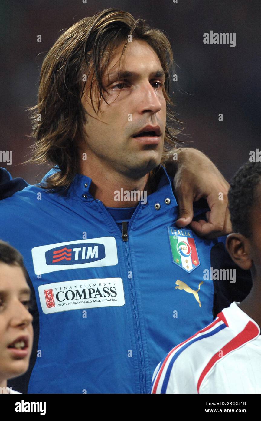 Milan Italie 2007-09-08, Andrea Pirlo lors du match Italie - France, qualification pour le Championnat d'Europe de football 2008 Banque D'Images