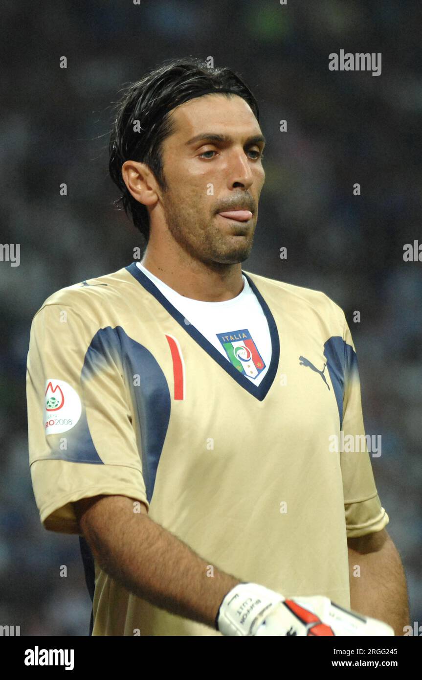 Milan Italie 2007-09-08 : Gianluigi Buffon lors du match Italie - France, qualification pour le Championnat d'Europe de football 2008 Banque D'Images
