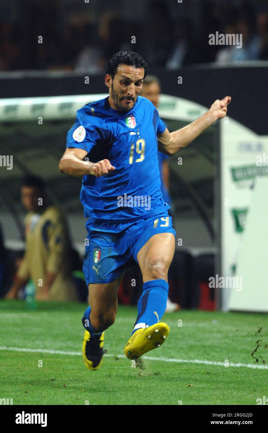 Milan Italie 2007-09-08, Gianluca Zambrotta lors du match Italie - France, qualification pour le Championnat d'Europe de football 2008 Banque D'Images