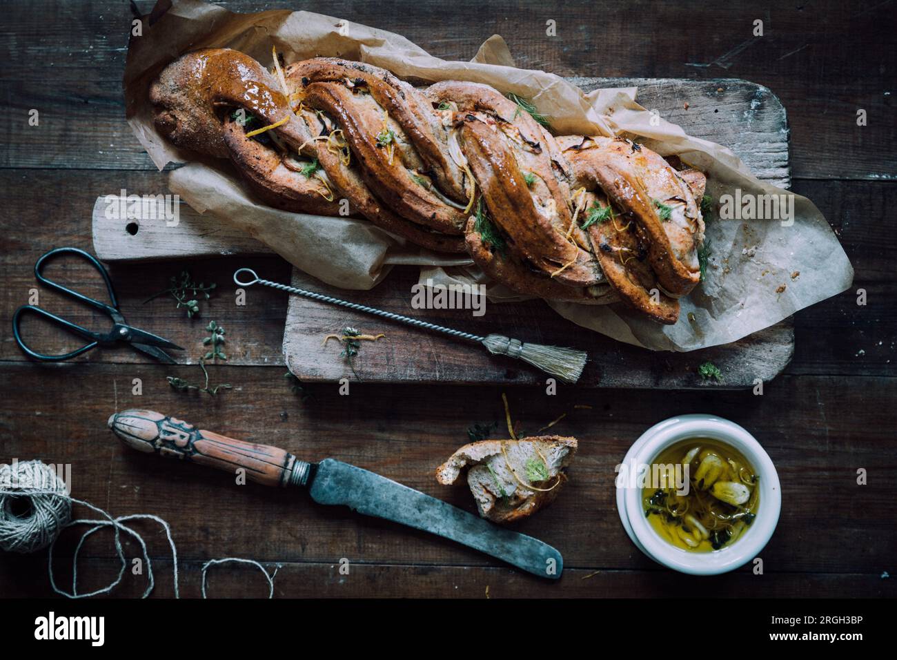 Twisted pain de seigle avec de l'huile Banque D'Images