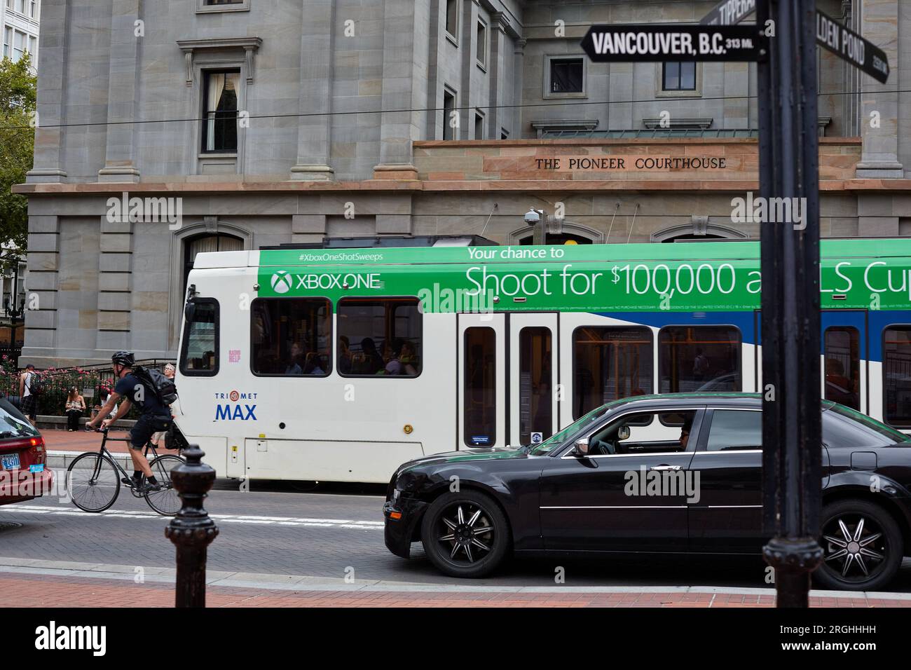 Portland, Oregon, États-Unis. 2 septembre 2014. TriMet a commencé ses opérations en décembre 1 1969. Il fournit des services de bus, de train léger et de train de banlieue dans la région de Portland, Oregon. (Image de crédit : © Ian L. Sitren/ZUMA Press Wire) USAGE ÉDITORIAL SEULEMENT! Non destiné à UN USAGE commercial ! Banque D'Images
