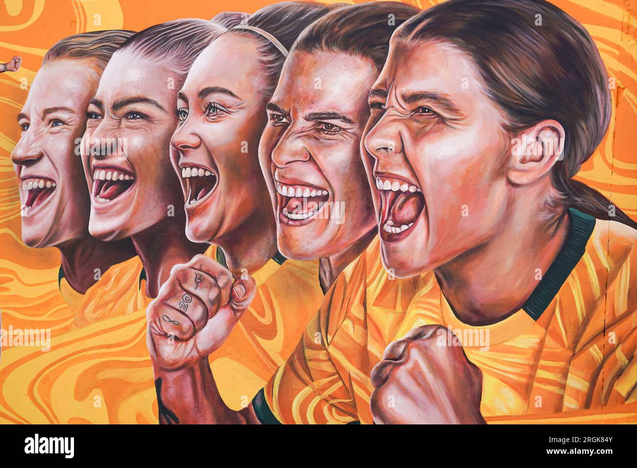 Sydney, Australie. 10 août 2023. Sydney, Australie, le 10 août 2023 : travail d'art graffiti avec le slogan Til It's Done en l'honneur des Matildas, l'équipe nationale féminine d'Australie, créée par Danielle Weber (Daniellesartwork) lors de la coupe du monde Femme FIFA 2023 à Bondi Beach à Sydney, Australie. (Daniela Porcelli/SPP) crédit : SPP Sport Press photo. /Alamy Live News Banque D'Images