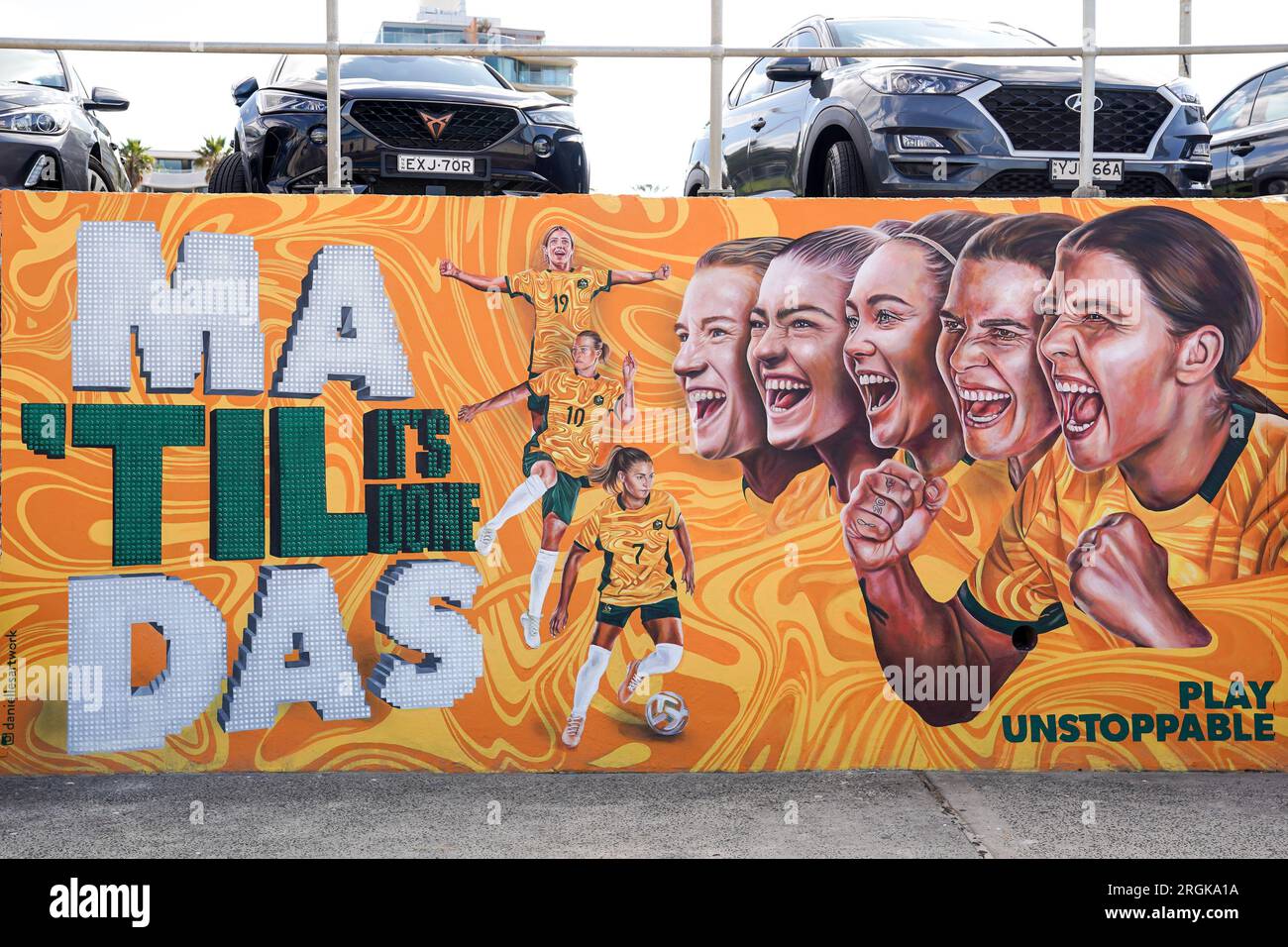 Sydney, Australie. 10 août 2023. Sydney, Australie, le 10 août 2023 : travail d'art graffiti avec le slogan Til It's Done en l'honneur des Matildas, l'équipe nationale féminine d'Australie, créée par Danielle Weber (Daniellesartwork) lors de la coupe du monde Femme FIFA 2023 à Bondi Beach à Sydney, Australie. (Daniela Porcelli/SPP) crédit : SPP Sport Press photo. /Alamy Live News Banque D'Images