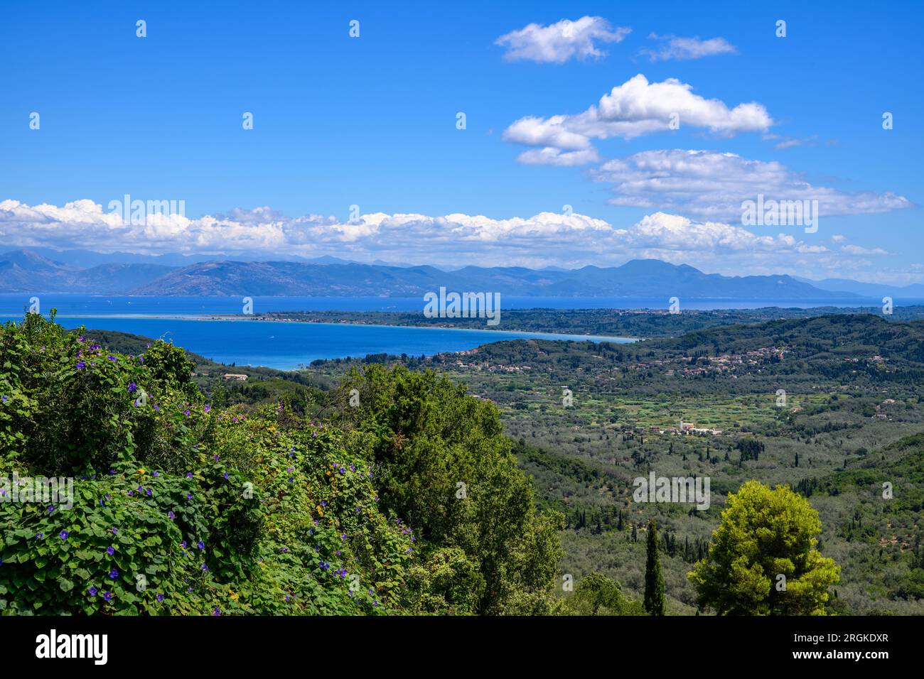 Vue paysage sur la mer Méditerranée à Corfou Banque D'Images