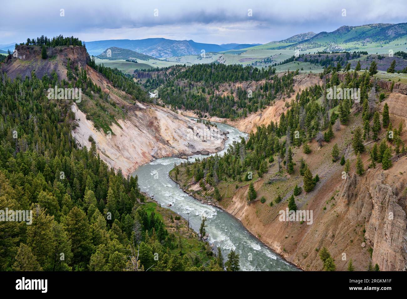 Calcite Springs Overlook, Yellowstone River near the Narrows, Yellowstone National Park, Wyoming, États-Unis d'Amérique Banque D'Images