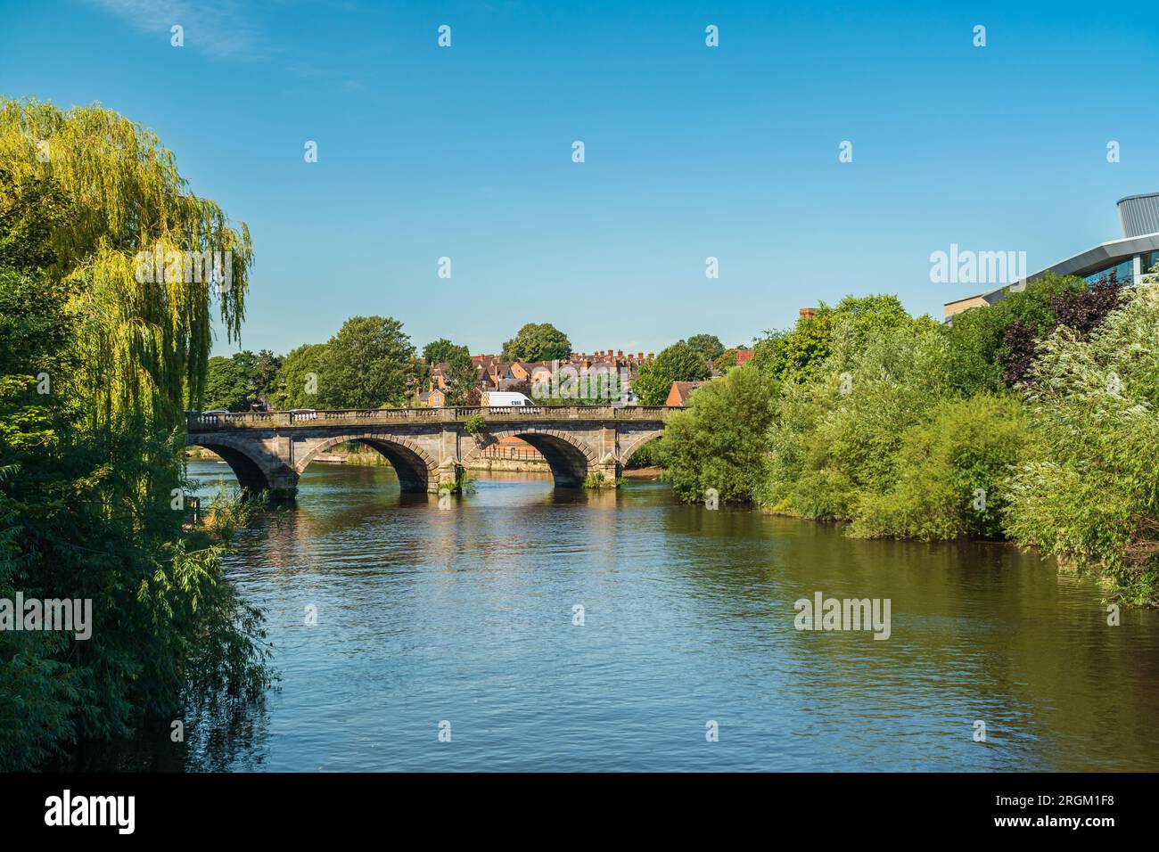 Welsh Bridge sur le côté ouest de Shrewsbury traversant la rivière Severn dans le Shropshire, Royaume-Uni Banque D'Images