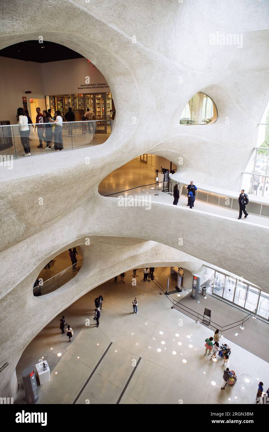 Intérieur du Richard Gilder Center for Science, Education, and innovation dans le Musée américain d'histoire naturelle Banque D'Images