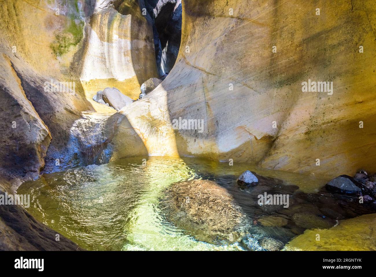 A l'intérieur de la gorge de Tugela Banque D'Images