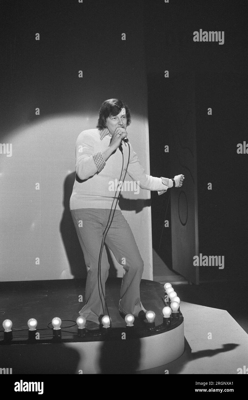 Émission télévisée Op Losse Groeven, Rob Out ; ca. Août 1972 Banque D'Images