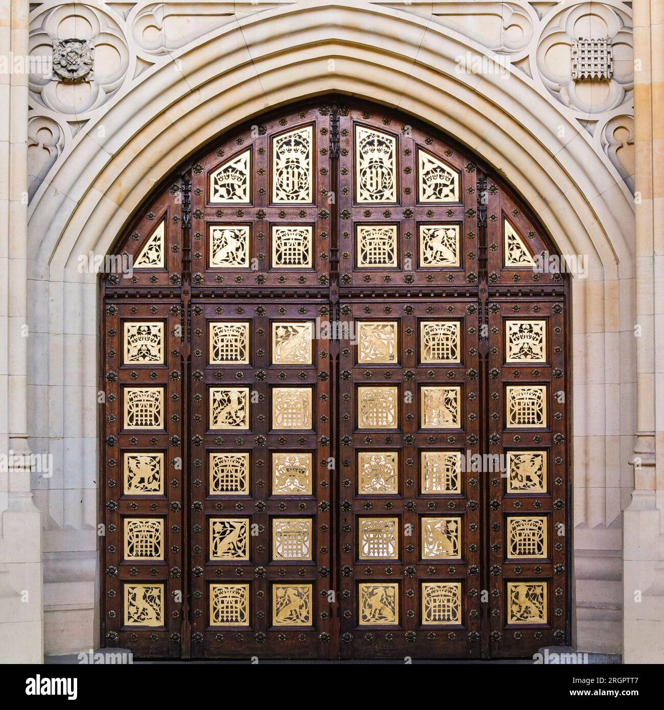 Sovereign's Entrance Gate, utilisé par le monarque lors de son entrée dans le Palais de Westminster, Londres, Angleterre, Royaume-Uni Banque D'Images