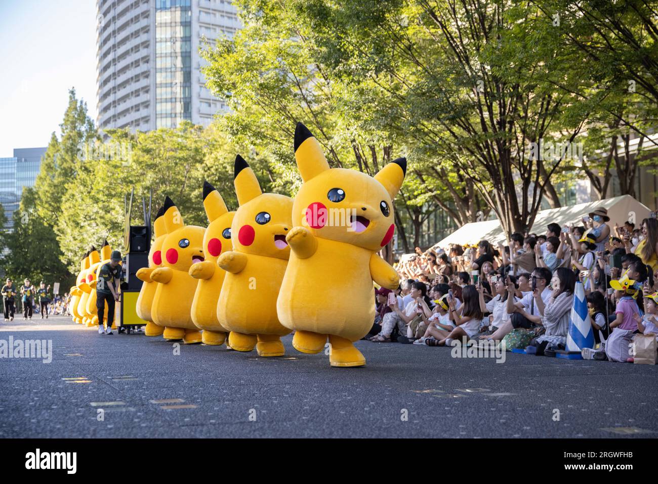 Yokohama, Japon. 11 août 2023. Défilé Pikachu lors des Championnats du monde Pokemon 2023 à Minatomirai, Yokohama. Crédit : SOPA Images Limited/Alamy Live News Banque D'Images