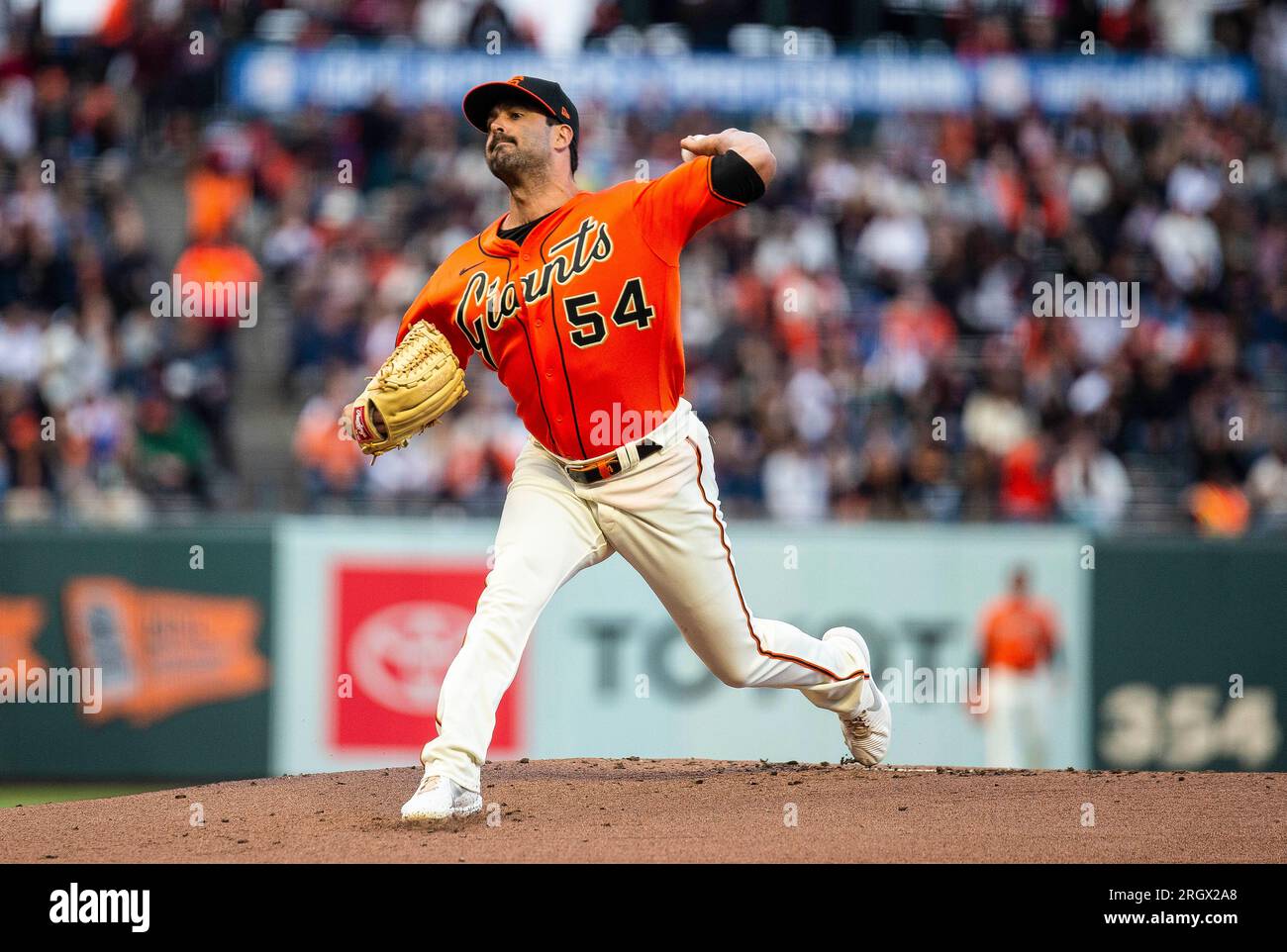 11 2023 août San Francisco CA, États-Unis le lanceur de secours de San Francisco Scott Alexander (54) livre le ballon lors du match MLB entre les Rangers du Texas et les Giants de San Francisco. Le Texas a battu San Francisco 2-1 à Oracle Park San Francisco Calif. Thurman James/CSM crédit : CAL Sport Media/Alamy Live News Banque D'Images