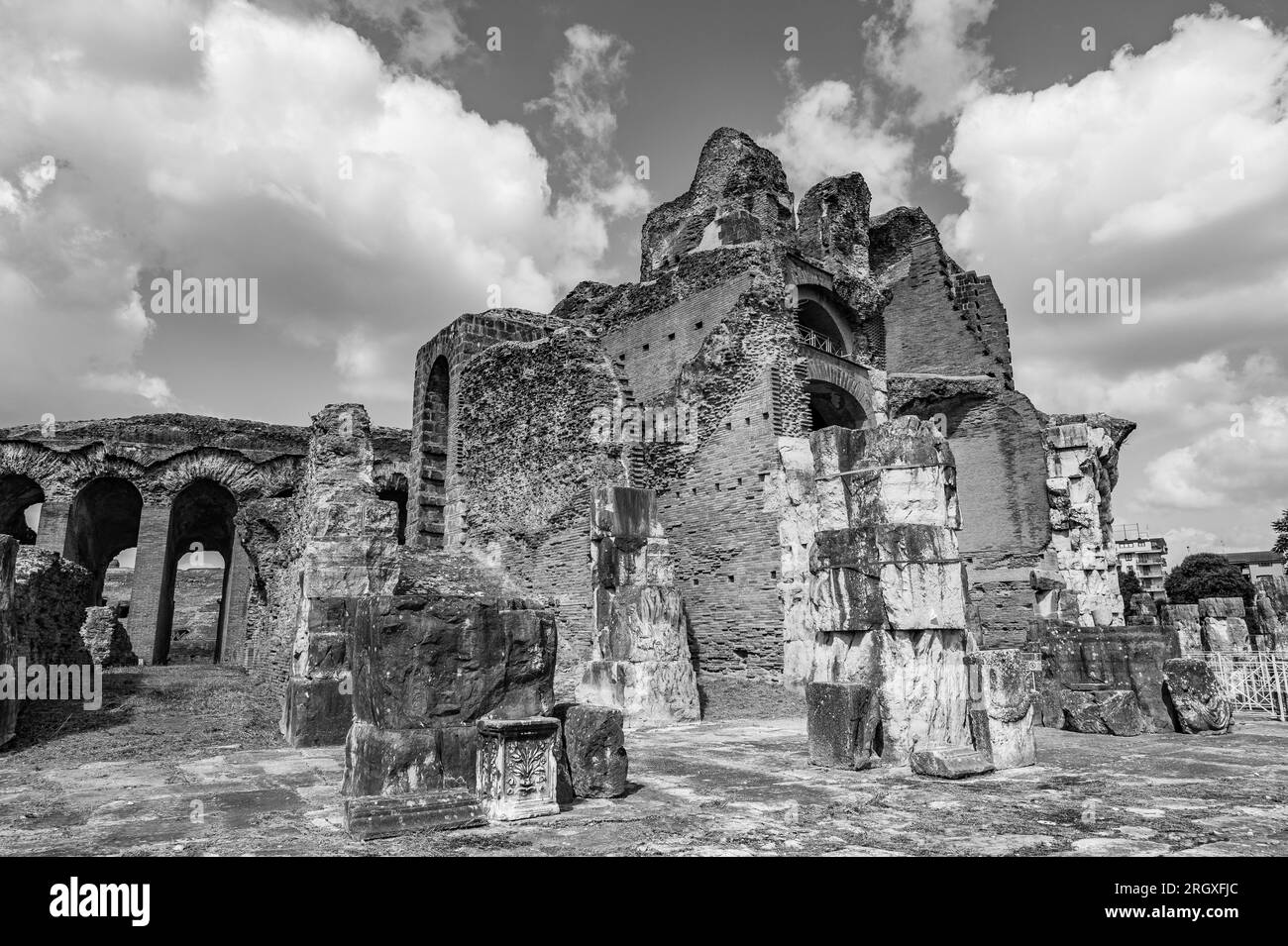 L'amphithéâtre Campanien est un amphithéâtre romain situé dans la ville de Santa Maria Capua Vetere - coïncidant avec l'ancienne Capoue - deuxième en siz Banque D'Images