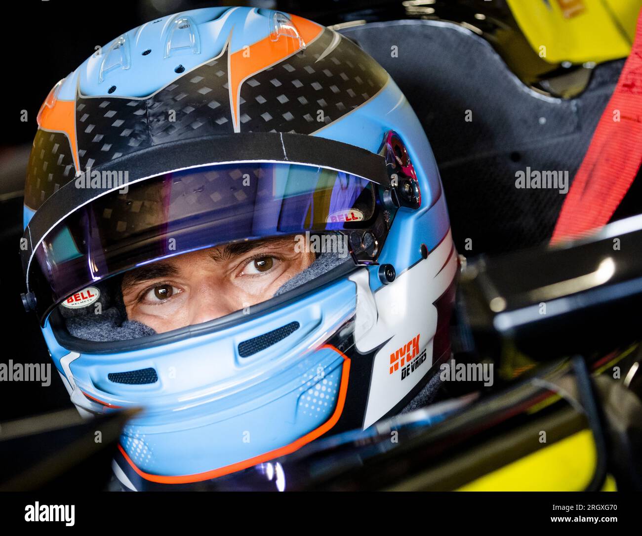 ASSEN - Nyck de Vries dans une voiture de Formule 2 avant un spectacle sur le circuit TT. L'ancien pilote de Formule 1 fait une démonstration lors du JACK'S Racing Day. ANP SEM VAN DER WAL crédit : ANP/Alamy Live News Banque D'Images