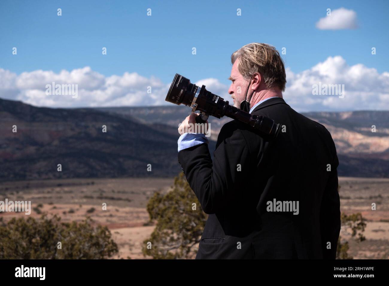 CHRISTOPHER NOLAN dans OPPENHEIMER (2023), réalisé par CHRISTOPHER NOLAN. Crédit : PHOTOS UNIVERSELLES / Album Banque D'Images