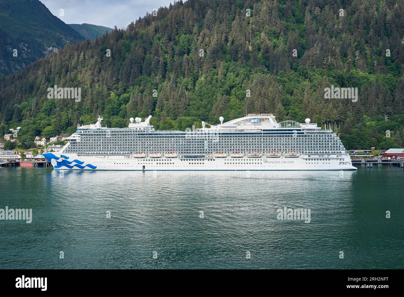 Vue du Princess Cruises, navire de croisière Discovery Princess à Juneau, Alaska Banque D'Images
