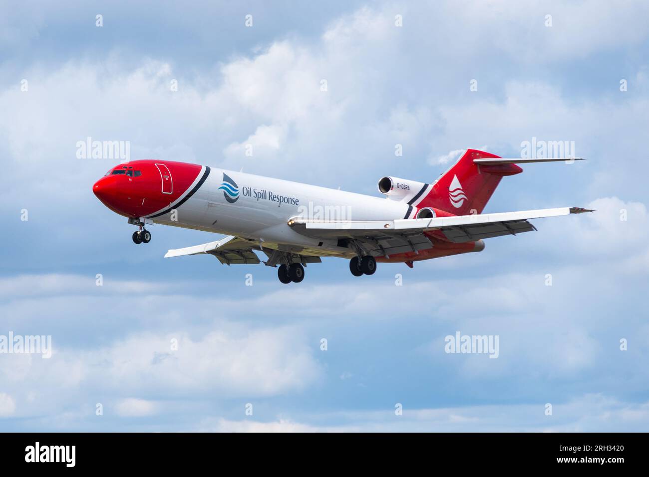 Boeing 727 G-OSRB atterrissant à l'aéroport de Londres Southend le 13 août après avoir été stationné à Djibouti pour couvrir le transfert de pétrole du pétrolier FSO Safer Banque D'Images
