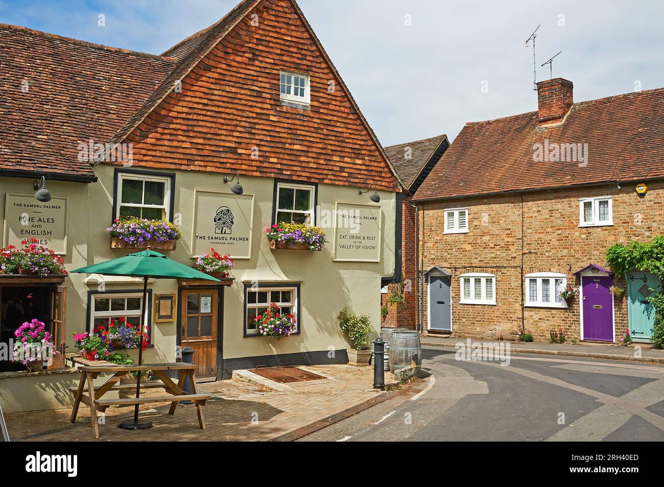 Pub anglais traditionnel 'The Samuel Palmer' dans le village Kent de Shoreham. Banque D'Images