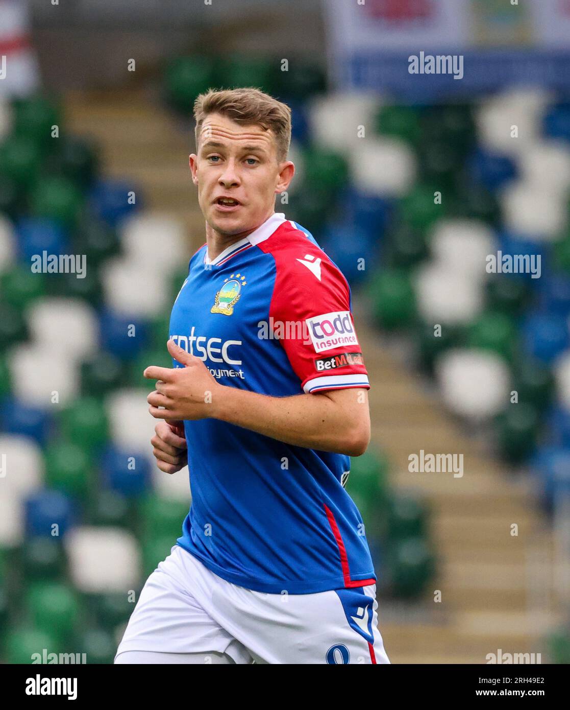 Windsor Park, Belfast, Irlande du Nord, Royaume-Uni. 13 Jul 2023. UEFA Europa Conference League Round One (première manche) – Linfield contre FK Vlaznia. Footballeur de Linfield, joueur de football Kyle McClean. Banque D'Images