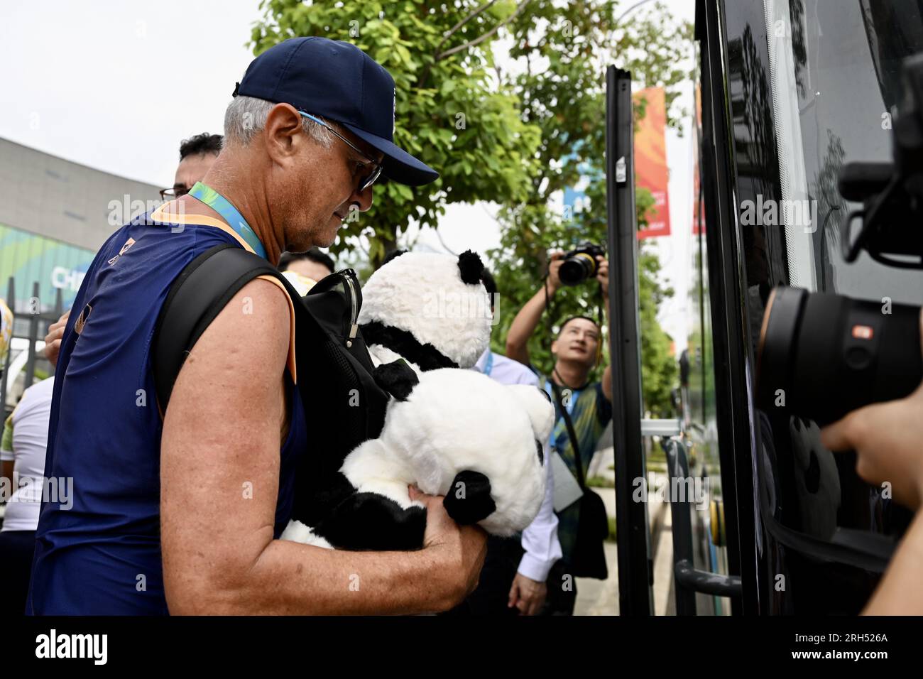 Le Village des Jeux de la FISU a fermé alors que le dernier groupe de délégations partait pour la ville de Chengdu, dans la province du Sichuan, au sud-ouest de la Chine, le 11 août 2023. Banque D'Images