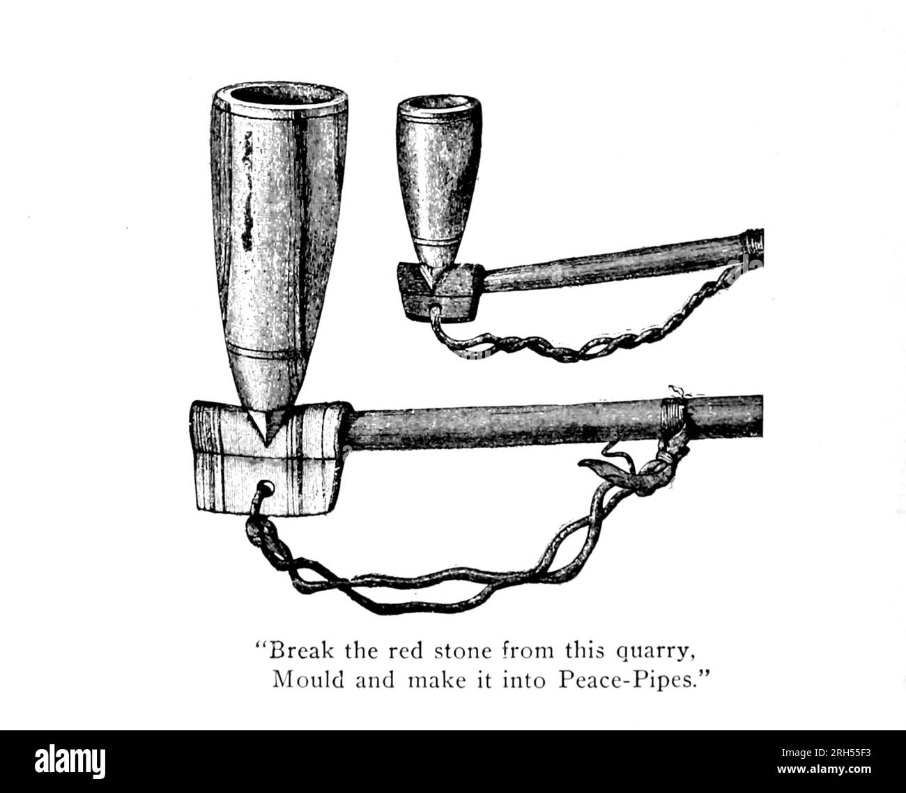 Peace Pipes Indian portant des vêtements et des ustensiles du livre ' The Song of Hiawatha ' de Longfellow, Henry Wadsworth, 1807-1882 publié par Mifflin and Company en 1898 Banque D'Images