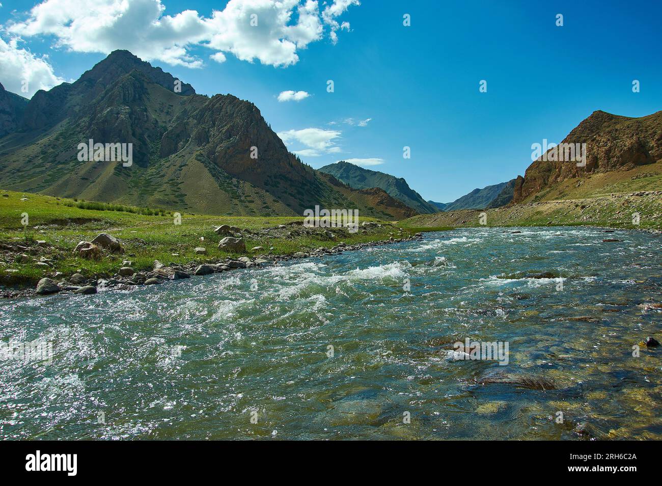 Road to son-Kul Lake, Teshik tract, Kirghizistan, Banque D'Images