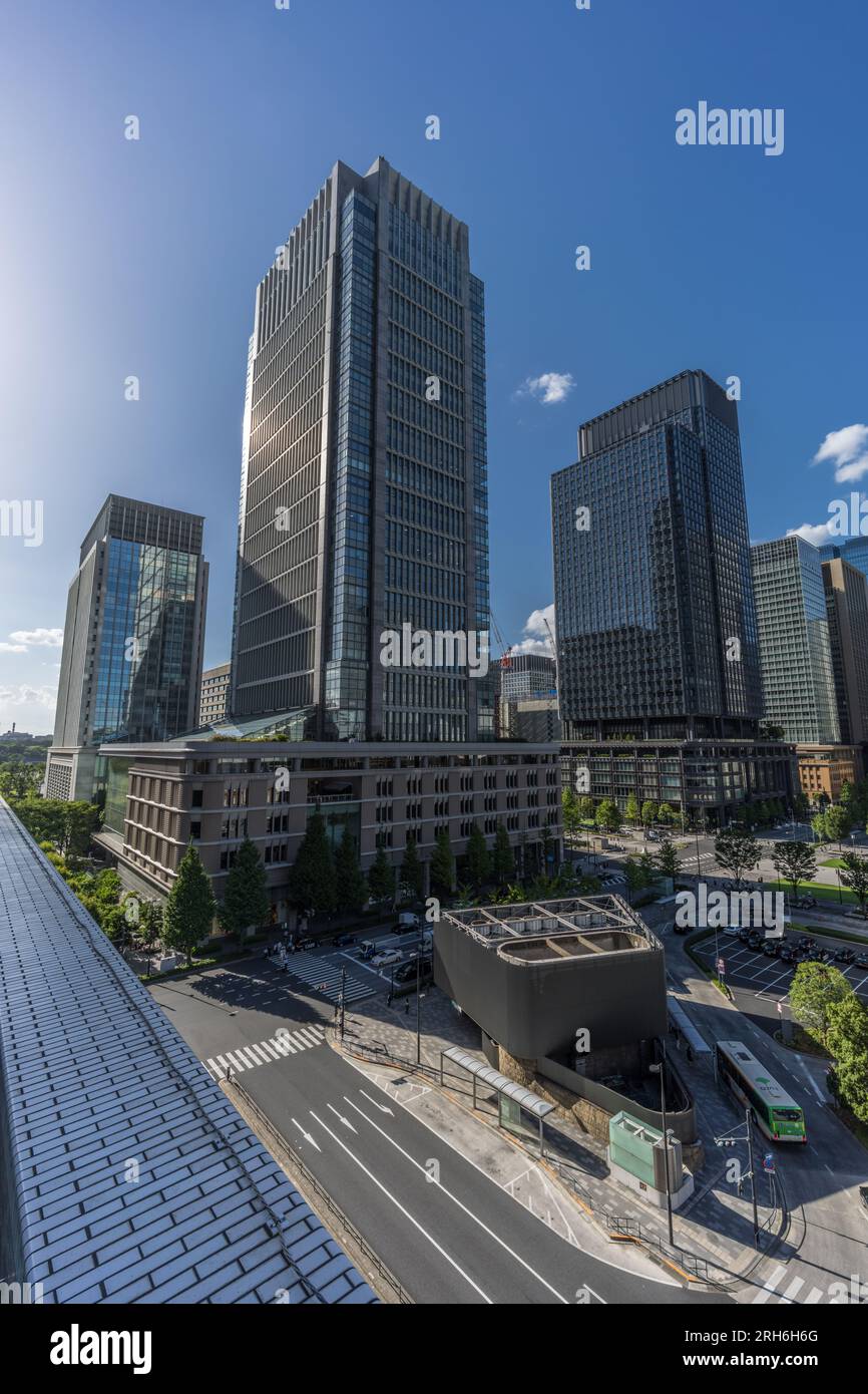 Tokyo, Japon. 10 août 2023 : vue paysage urbain du quartier des finances dans le quartier de marunouchi autour de la gare de Tokyo. Banque D'Images