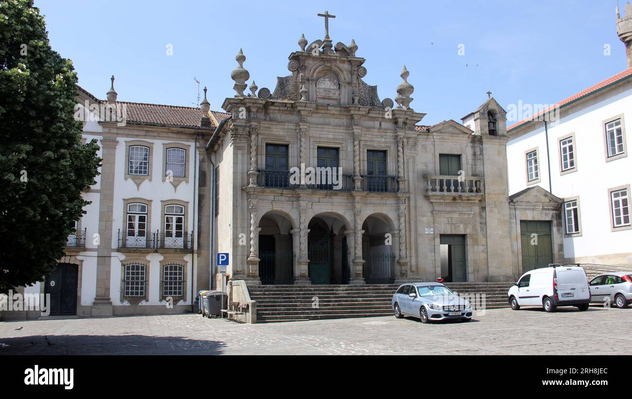 Église de la Misercordia, construite au 17e siècle, lieu de repos dynastique pour certains membres de la Maison de Bragance, Chaves, Portugal Banque D'Images