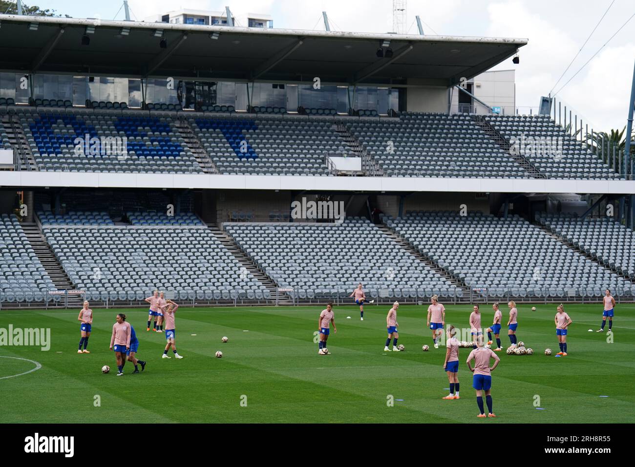 Vue générale des joueurs qui s'entraînent lors de la séance d'entraînement au Central Coast Stadium, Gosford, Australie. Date de la photo : mardi 15 août 2023. Banque D'Images