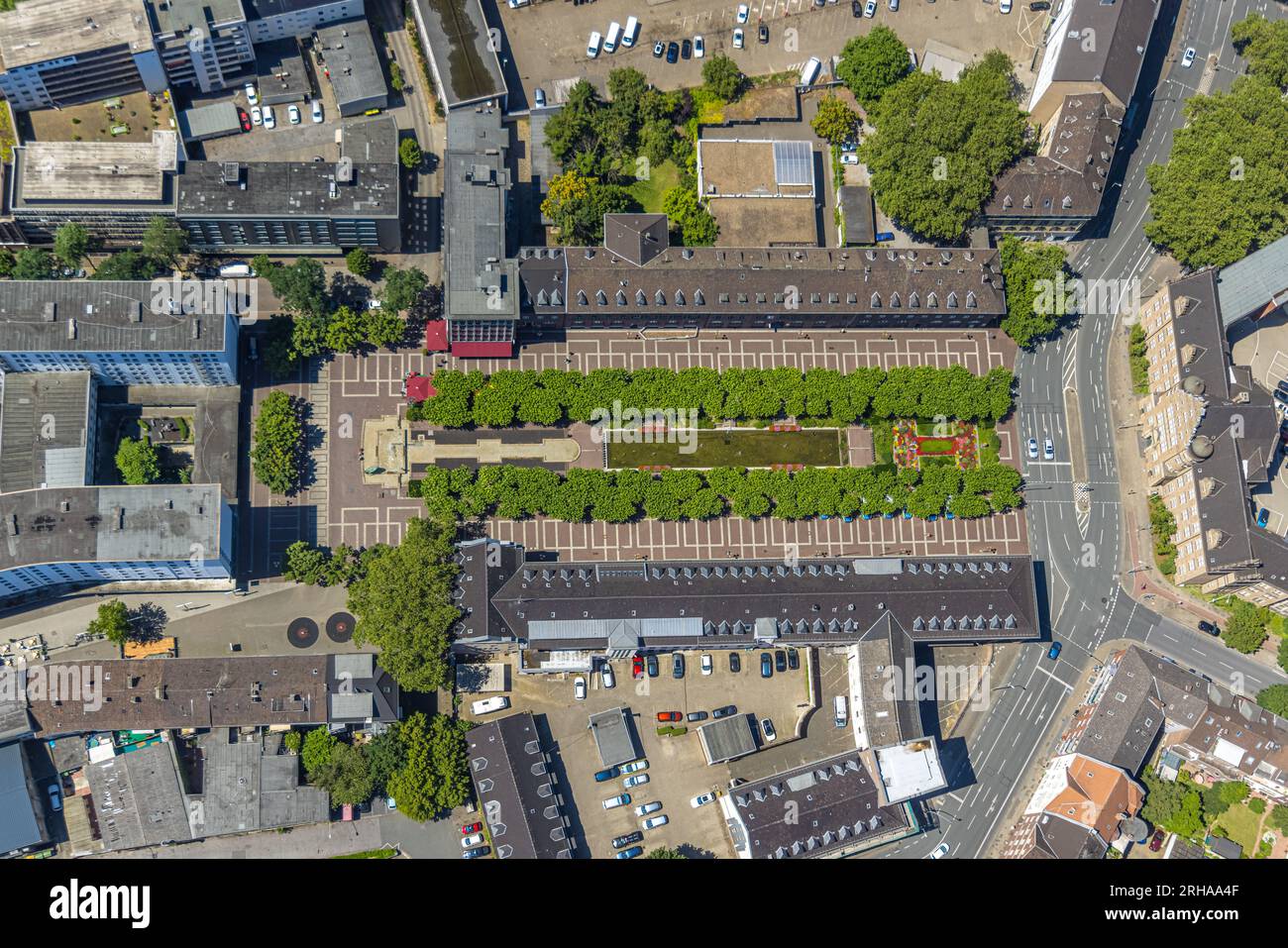Vue aérienne, Friedensplatz, poste de police, centre-ville, Oberhausen, région de la Ruhr, Rhénanie du Nord-Westphalie, Allemagne, œil de la loi, DE, Europe, Aerial ph Banque D'Images