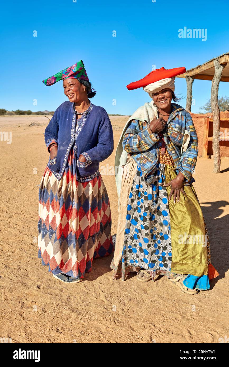 Namibie. Portrait de femmes du groupe ethnique Herero Bantu Banque D'Images