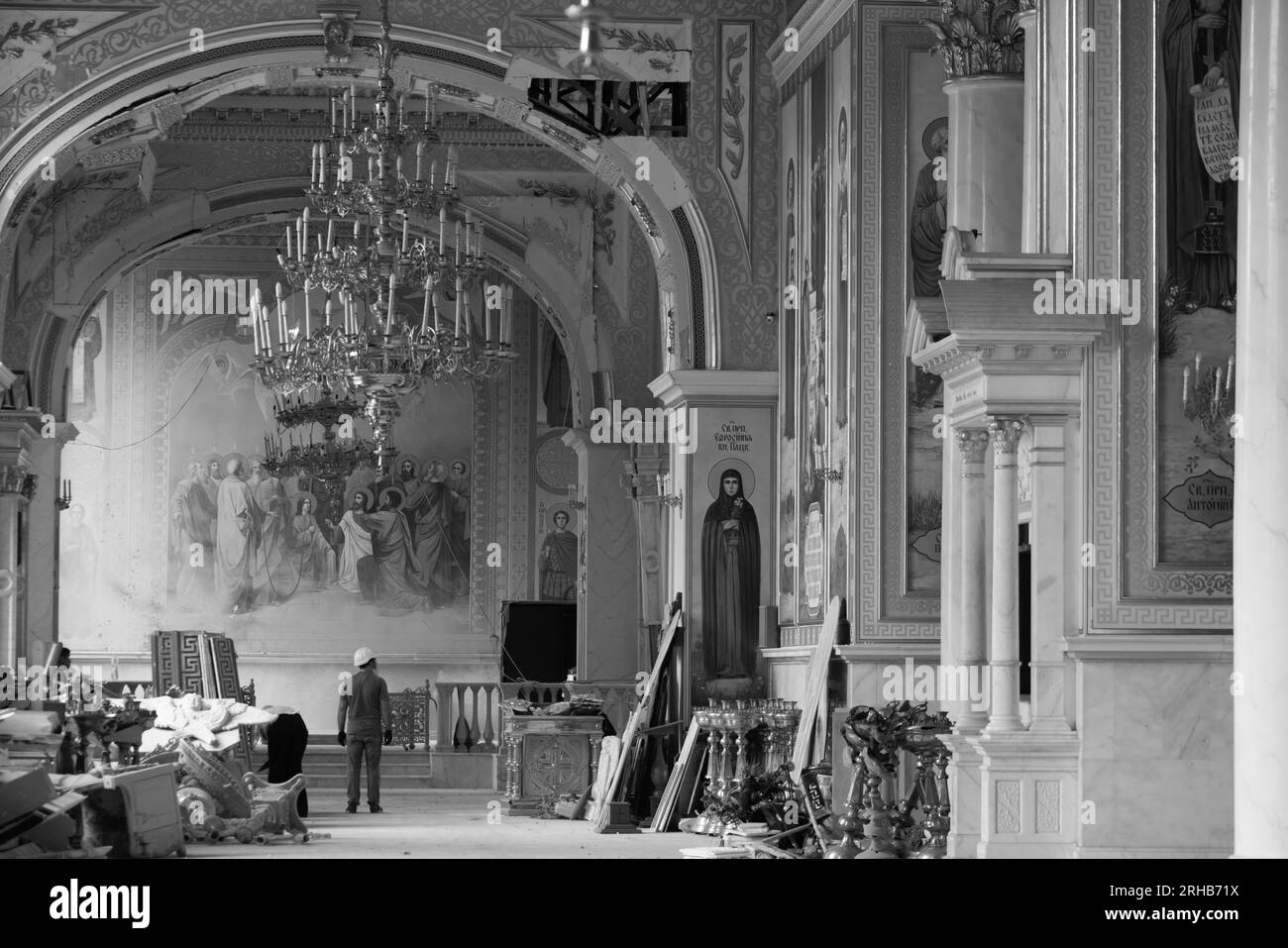 ODESSA UKRAINE-23 juillet 2023 : le bâtiment de l'église orthodoxe à Odessa, détruit par roquette pendant la guerre russo-ukrainienne. Murs détruits, fissures, ou Banque D'Images