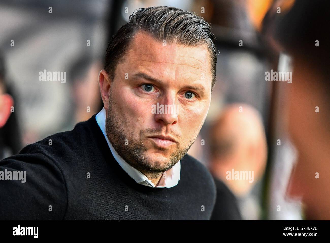 Mark Bonner (Manager Cambridge United) lors du match de Sky Bet League 1 entre Cambridge United et Stevenage au R Costing Abbey Stadium, Cambridge, le mardi 15 août 2023. (Photo : Kevin Hodgson | MI News) crédit : MI News & Sport / Alamy Live News Banque D'Images