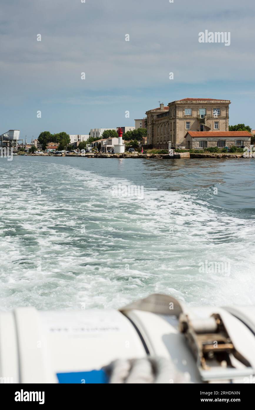 Vue de Sète depuis le bateau-bus en direction de Meze, Hérault, Occitanie,  France Photo Stock - Alamy