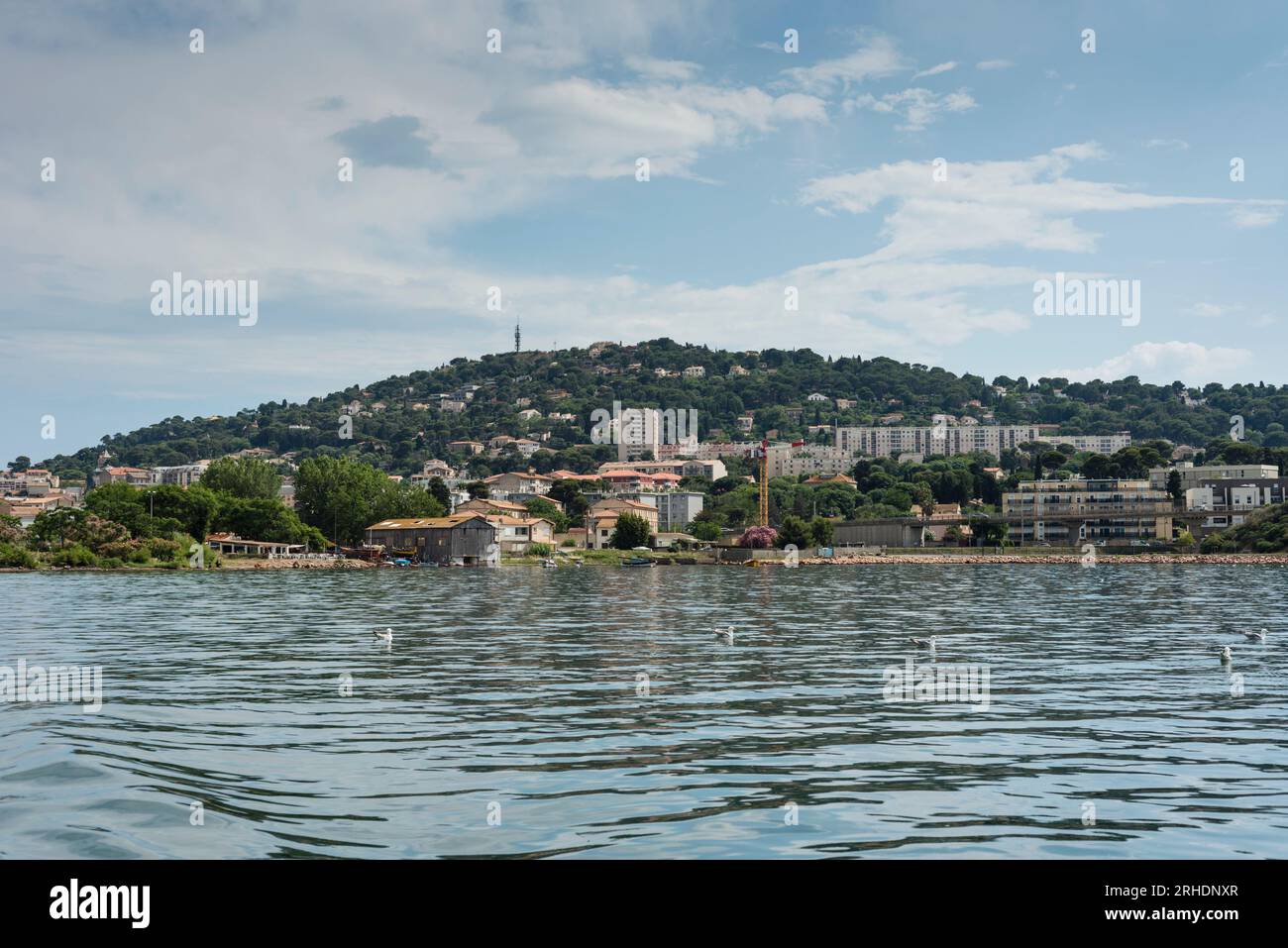 Vue de Sète depuis le bateau-bus en direction de Meze, Hérault, Occitanie, France Banque D'Images