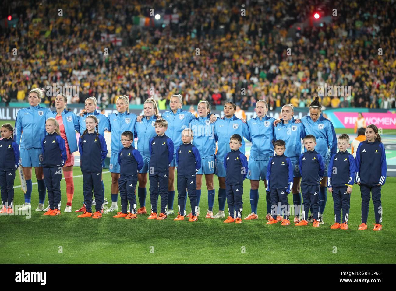 L'Angleterre s'aligne pour l'hymne national lors du match de demi-finale de la coupe du monde féminine de la FIFA 2023 Australie femmes vs Angleterre femmes au Stadium Australia, Sydney, Australie, le 16 août 2023 (photo de Patrick Hoelscher/News Images) à Sydney, Australie le 8/16/2023. (Photo de Patrick Hoelscher/News Images/Sipa USA) Banque D'Images