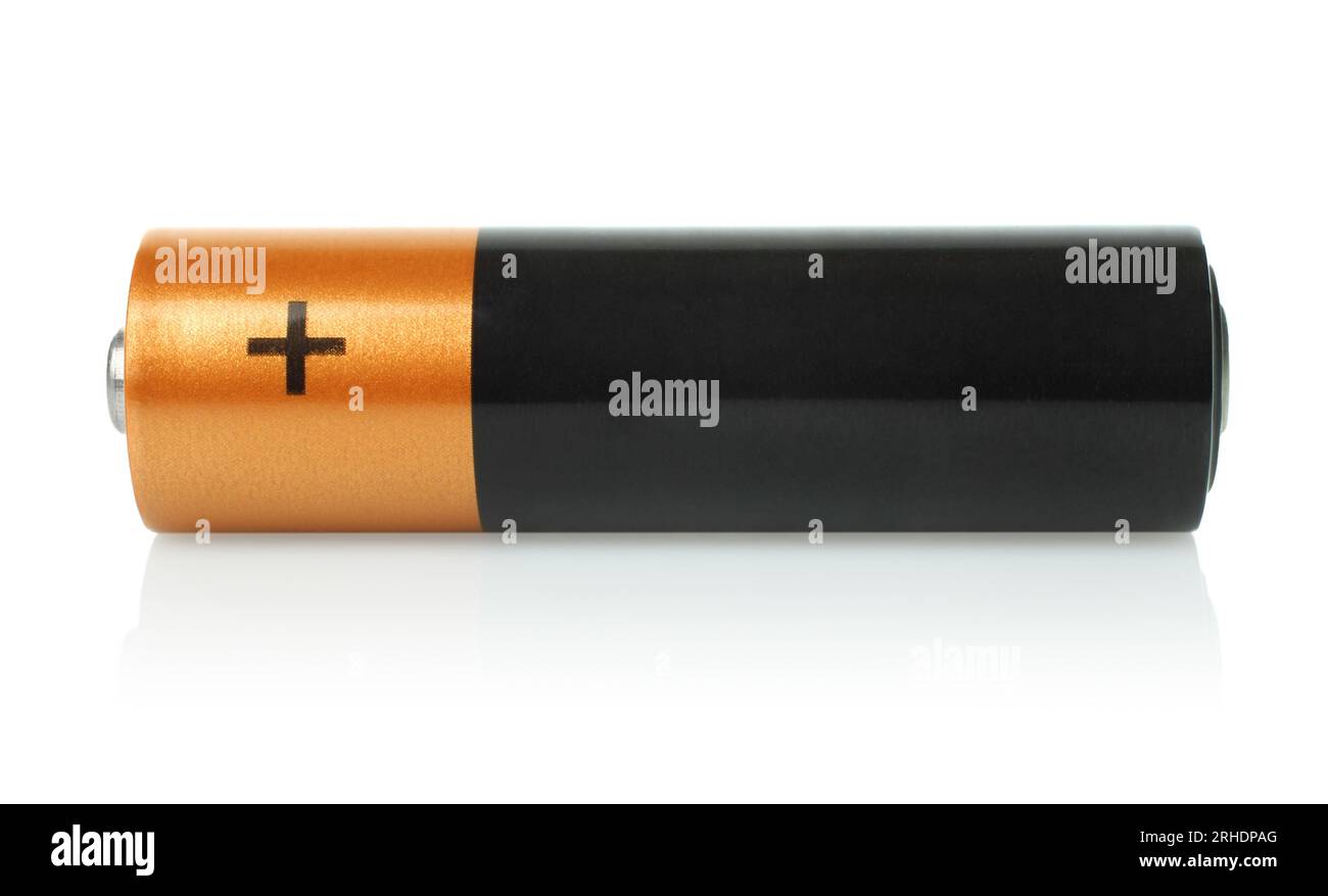 Pile alcaline de taille AA isolée sur fond blanc gros plan Banque D'Images